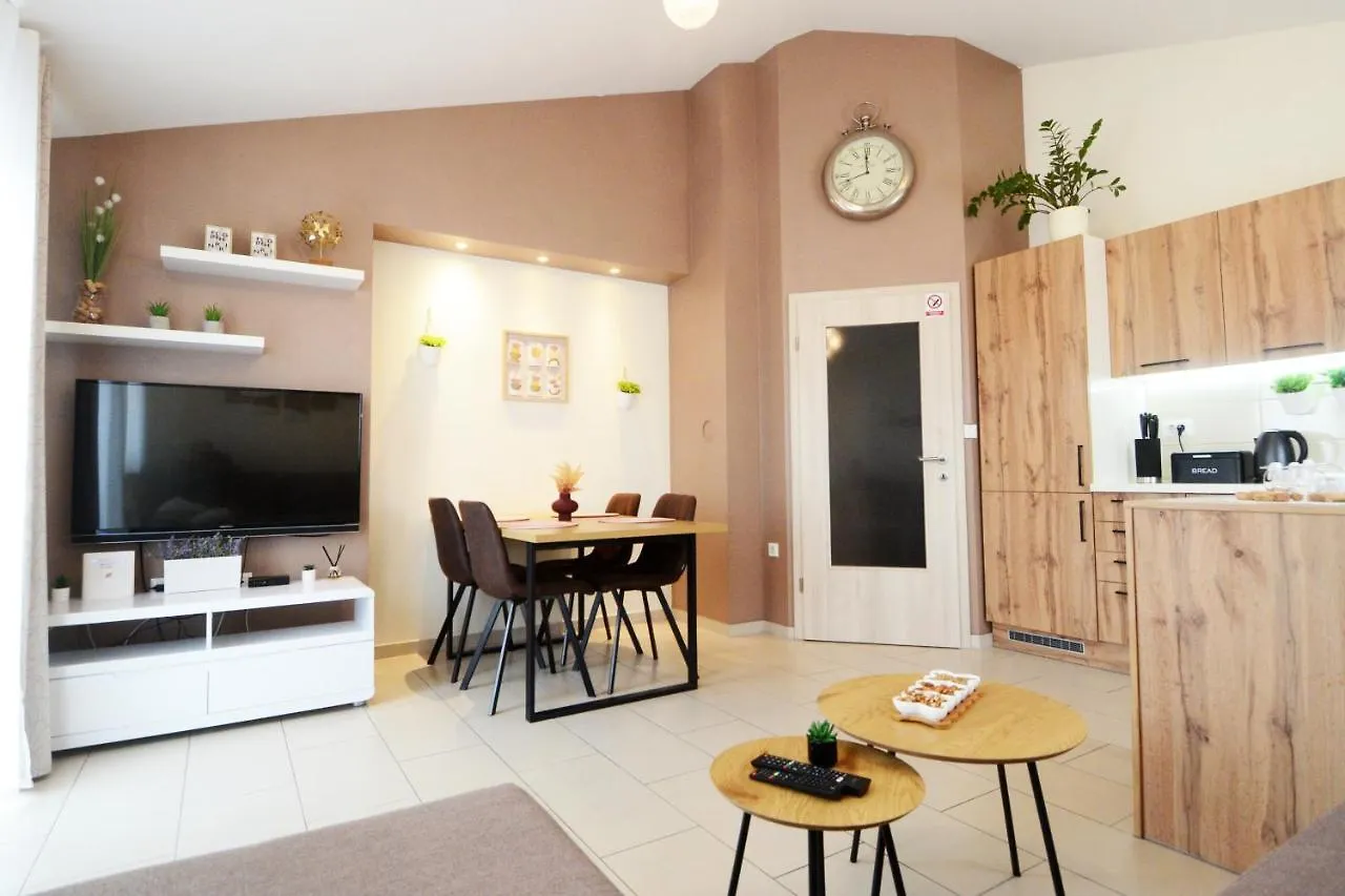 Beautiful Apartment Butterfly With Free Parking Pula Croatia